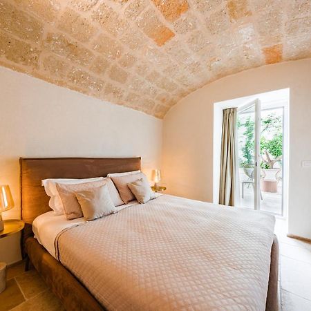 Helloapulia Charming Palazzo Clemente - Self-Catering Suites With Aircondition Monopoli Exterior foto