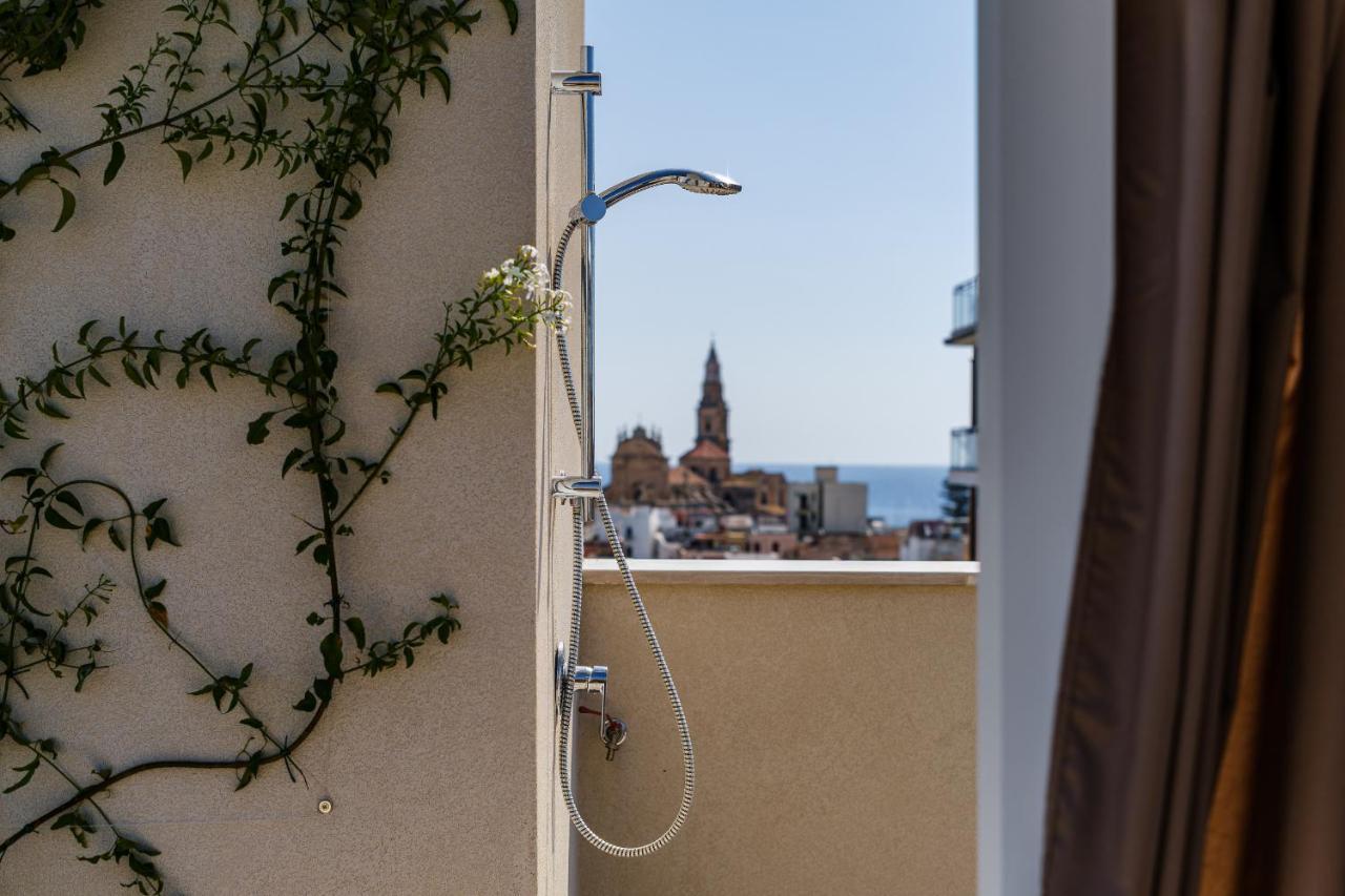 Helloapulia Charming Palazzo Clemente - Self-Catering Suites With Aircondition Monopoli Exterior foto
